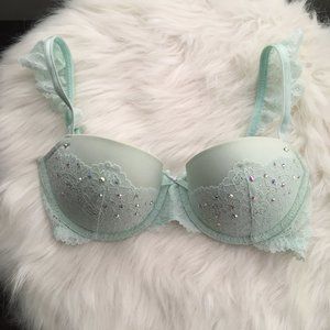 rhinestone Victoria's Secret pushup bra - size 32D